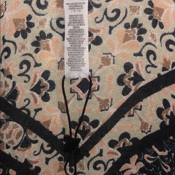 BCBGeneration Scarf Wrap - Picture 3 of 8